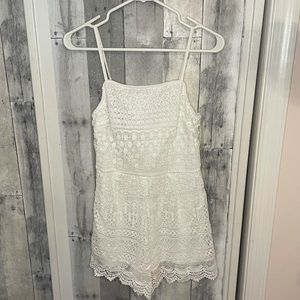KENDALL & KYLIE WHITE LACE ROMPER